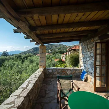 Holiday home Porto Kalamitsi Stone-built