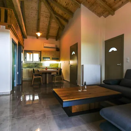 Porto Kalamitsi Stone-built * Καρδαμύλη