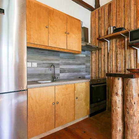 Porto Kalamitsi Stone-built Feriehus