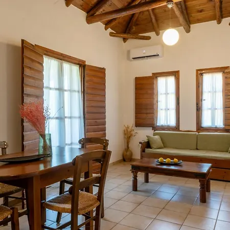 Casa de Férias Porto Kalamitsi Stone-built Kardamyli