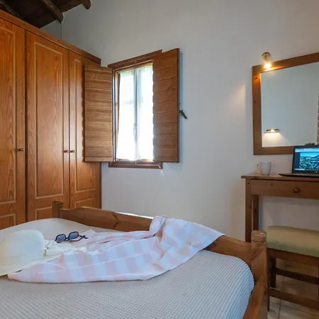 Porto Kalamitsi Stone-built