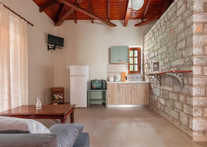 Porto Kalamitsi Stone-built