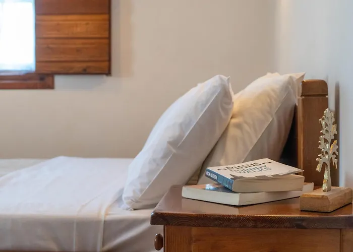 Porto Kalamitsi Stone-built Nyaraló *