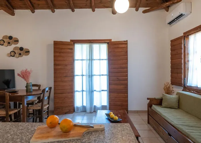 Nyaraló Porto Kalamitsi Stone-built *