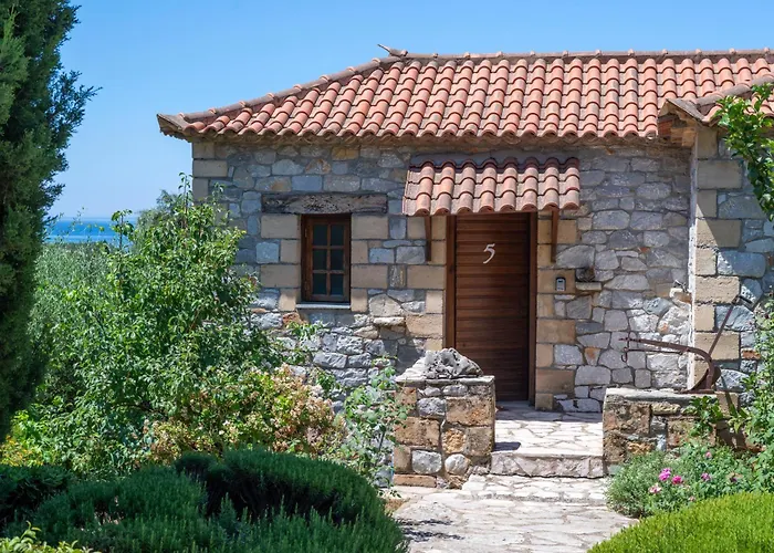 Porto Kalamitsi Stone-built Nyaraló